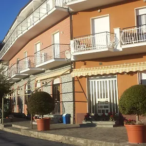 albergo-al-sole.hotelitalianriviera.com/